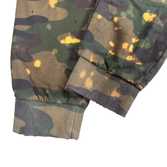 Eleven Paris Men's Acid Green Camo Distressed Jogger Pants Size M - Picture 6 of 10